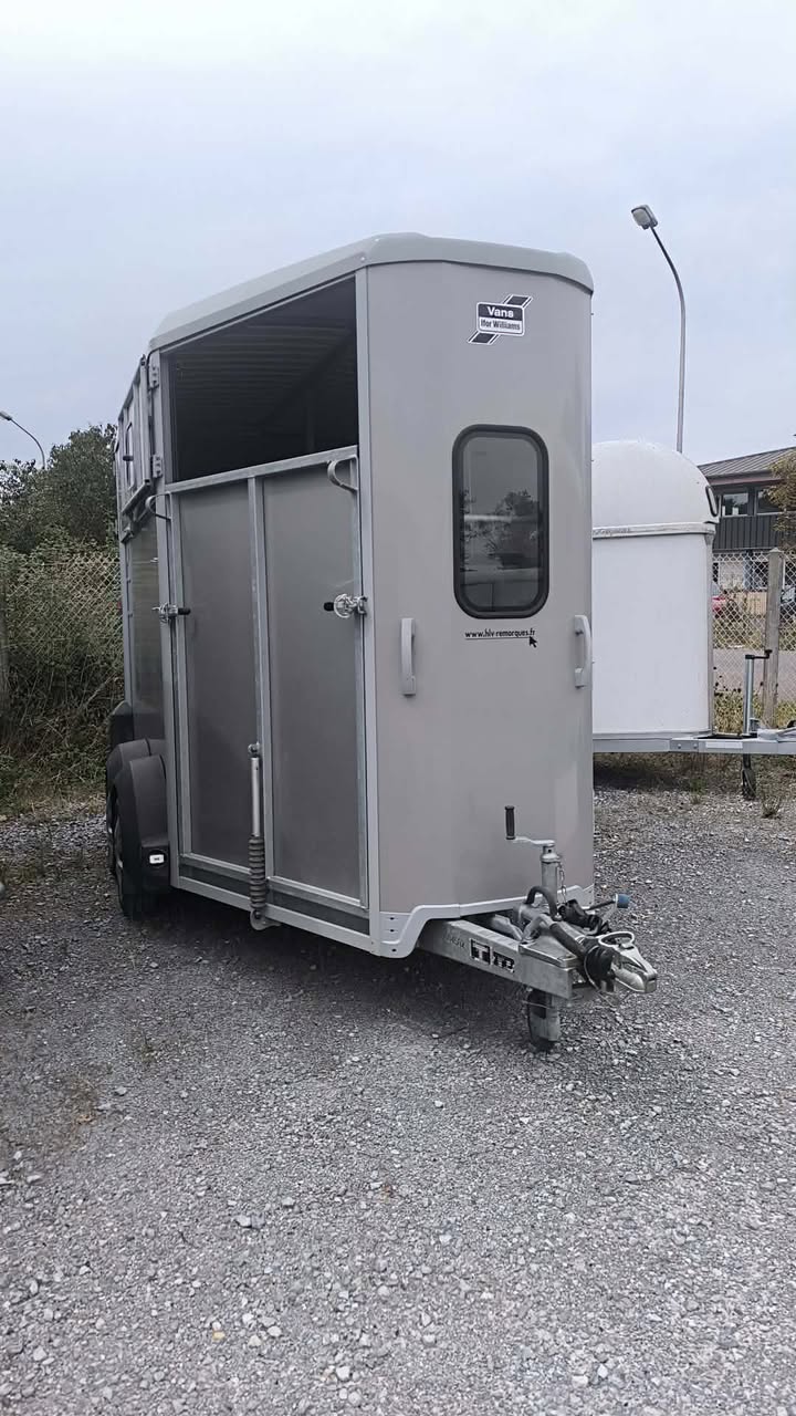 Van Ifor Williams HB 511 de 2023 – Image 2